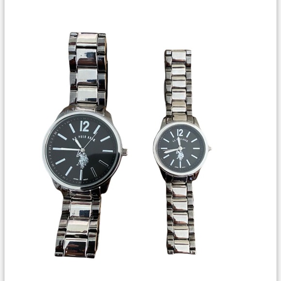 His and Hers Matching Watches - Picture 2 of 3